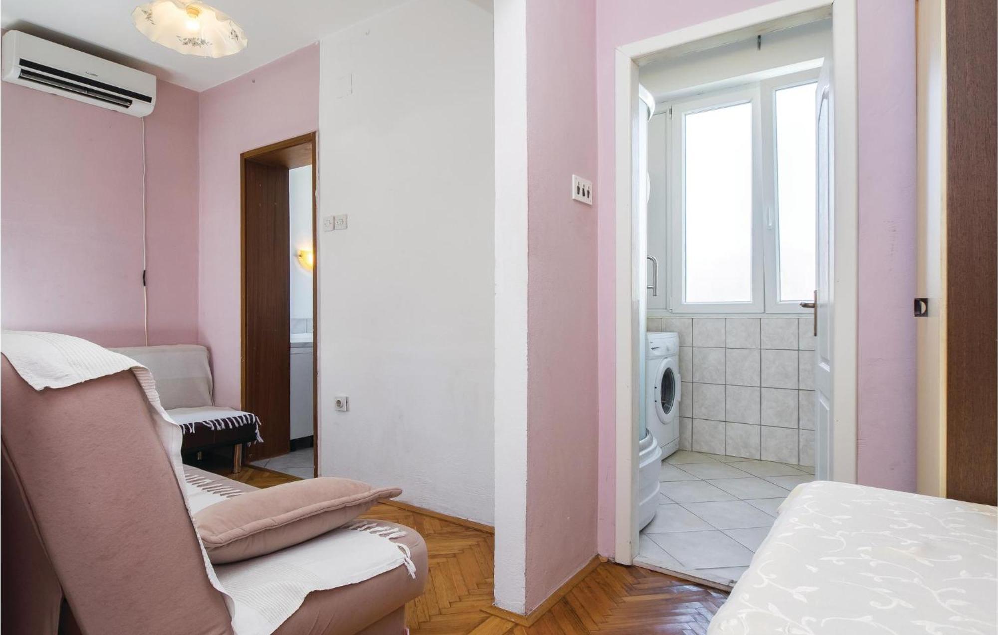 Amazing Apartment In Split With Kitchen Luaran gambar