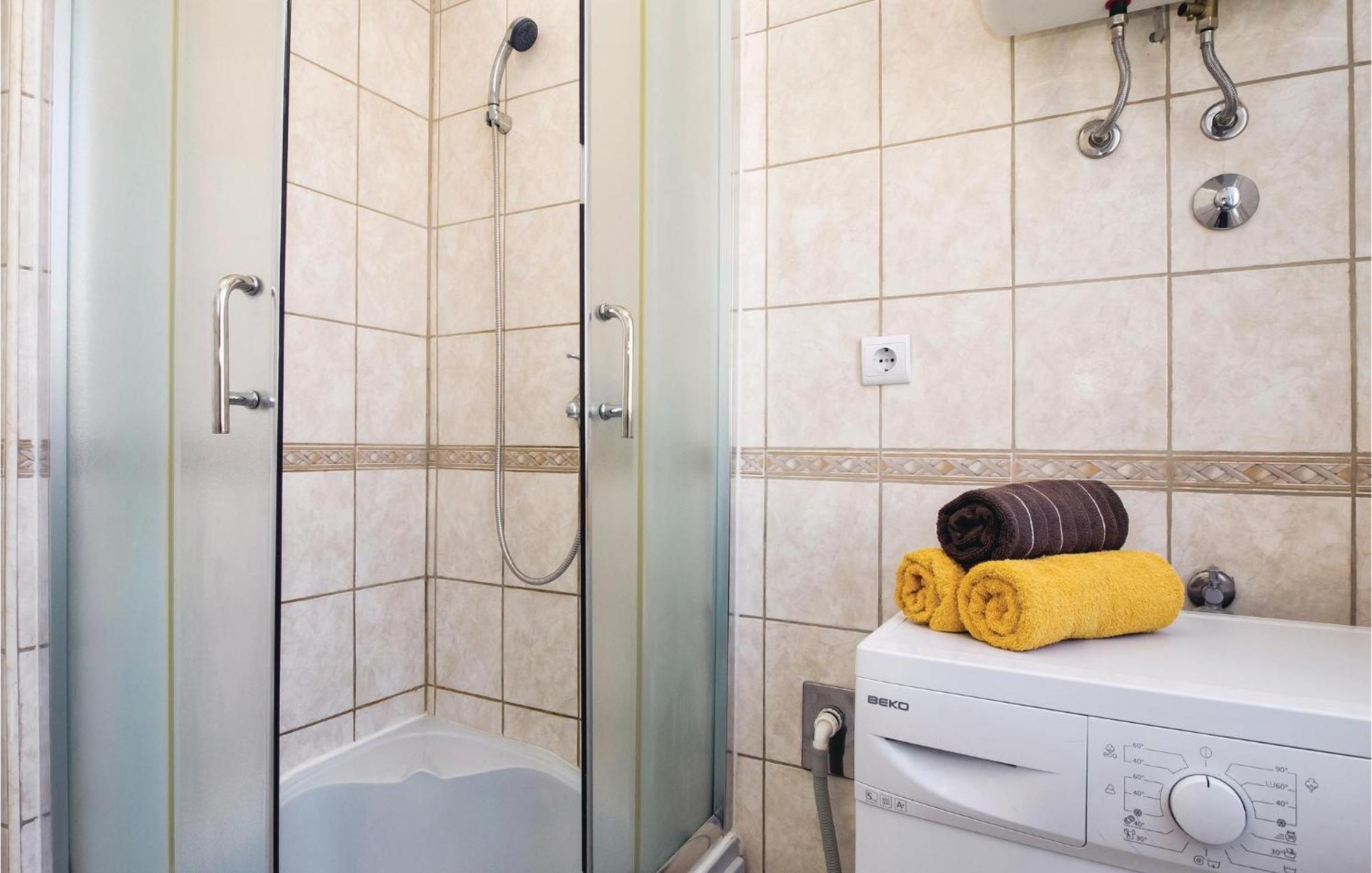 Amazing Apartment In Split With Kitchen Luaran gambar