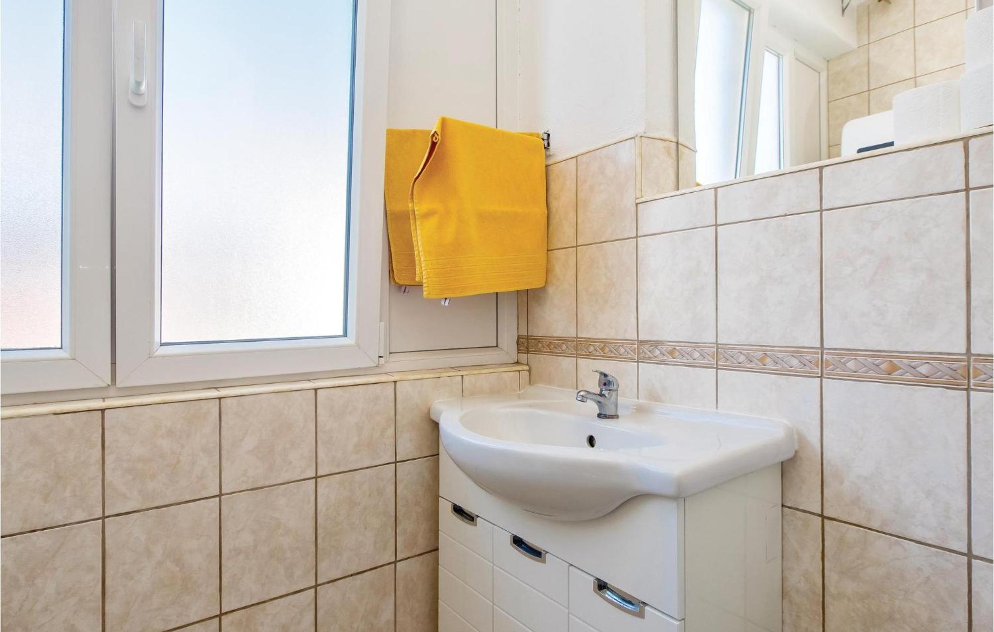 Amazing Apartment In Split With Kitchen Luaran gambar